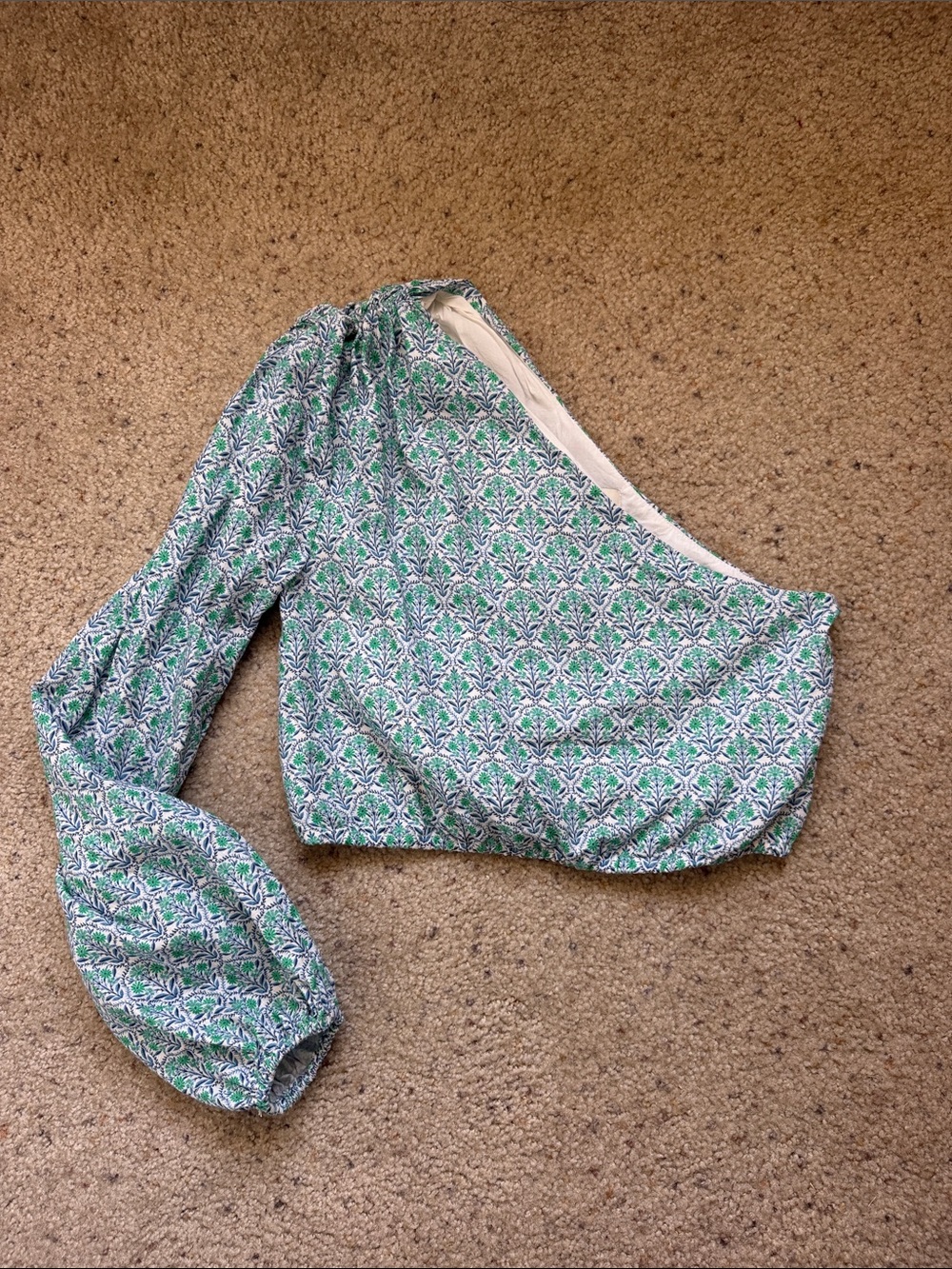 Cami NYC Cropped one shoulder top